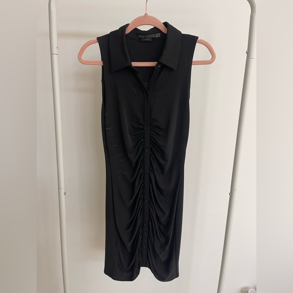 Alice + Olivia Sleeveless Black Midi Dress